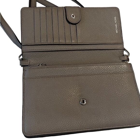 Michael Kors Taupe Pebbled Leather Detachable Adjustable Strap Crossbody - Picture 5 of 16